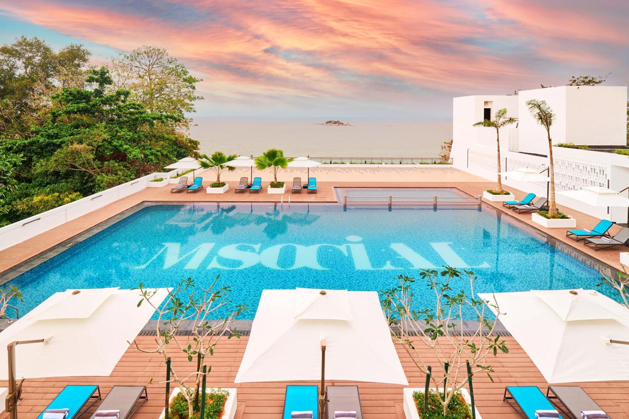 M Social Resort Penang Tanjung Bungah  Εξωτερικό φωτογραφία