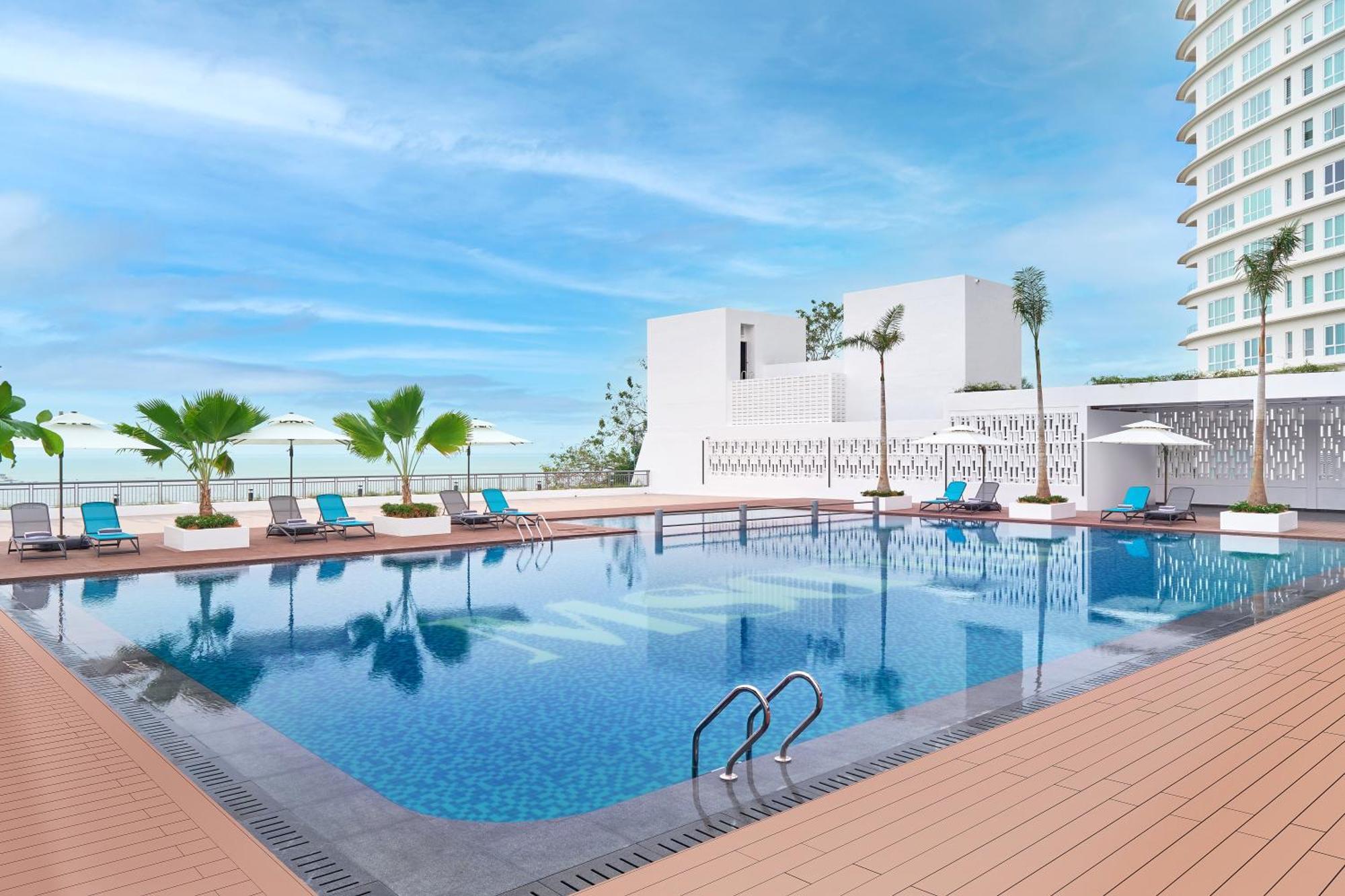 M Social Resort Penang Tanjung Bungah  Εξωτερικό φωτογραφία