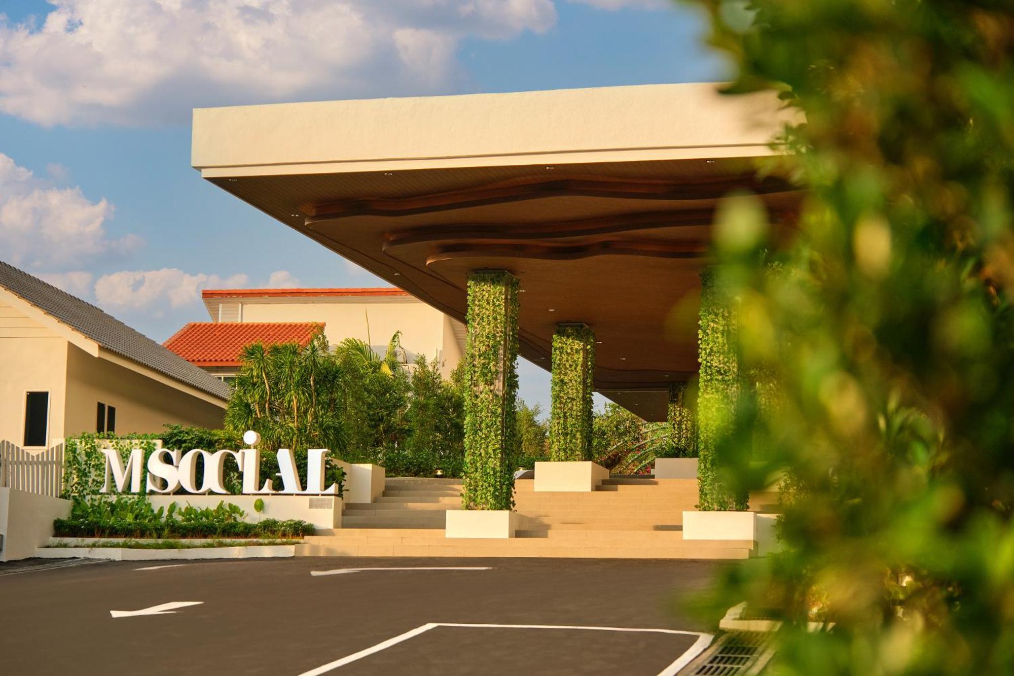M Social Resort Penang Tanjung Bungah  Εξωτερικό φωτογραφία