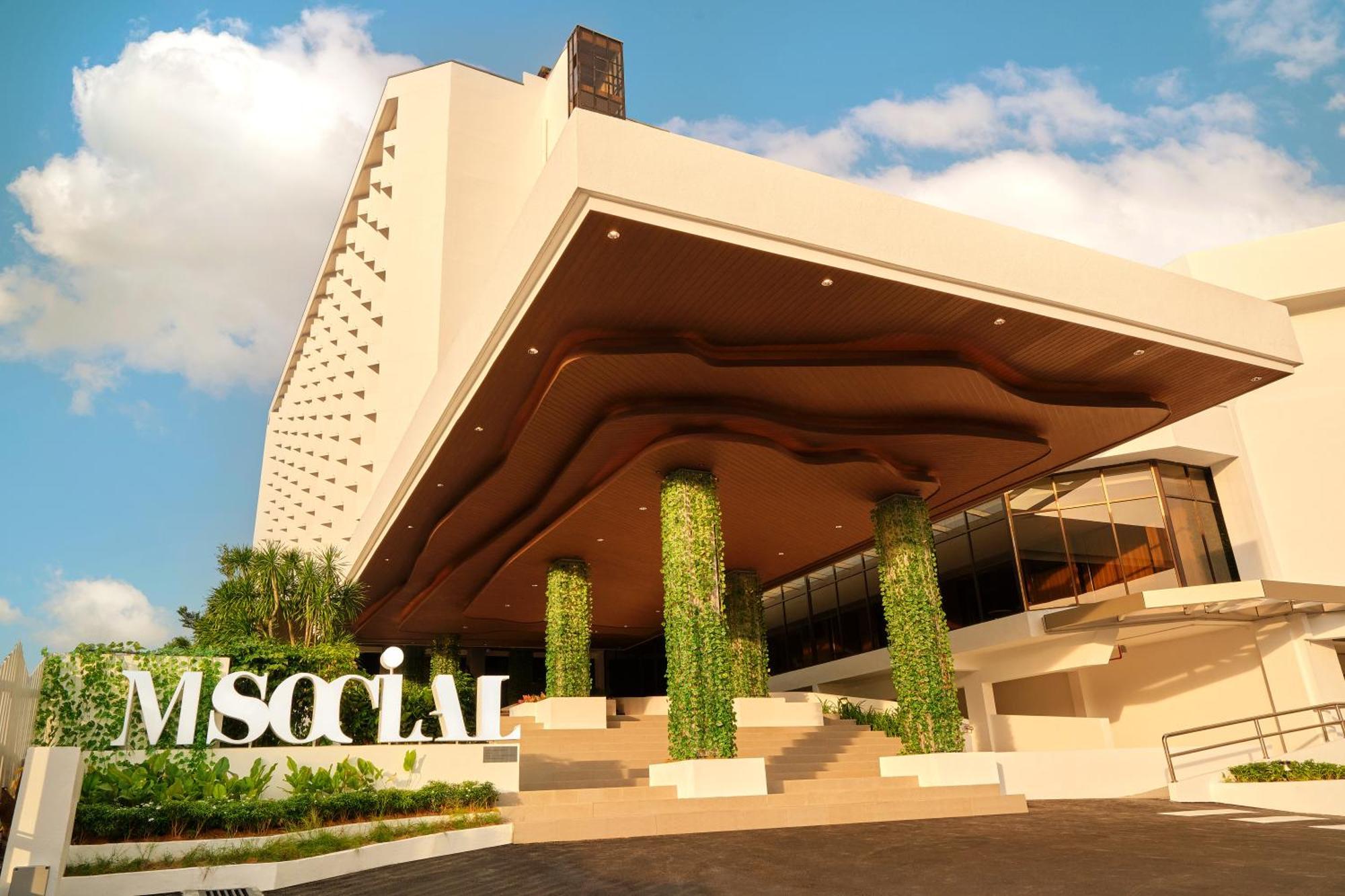M Social Resort Penang Tanjung Bungah  Εξωτερικό φωτογραφία